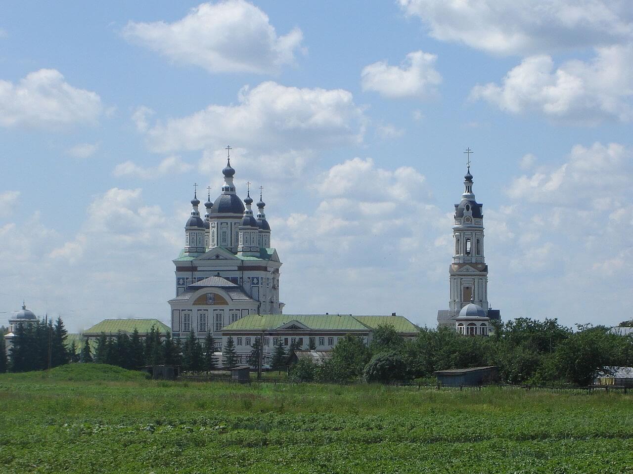Troice-scanov monastery. Владимир Шеляпин, CC0, via Wikimedia Commons